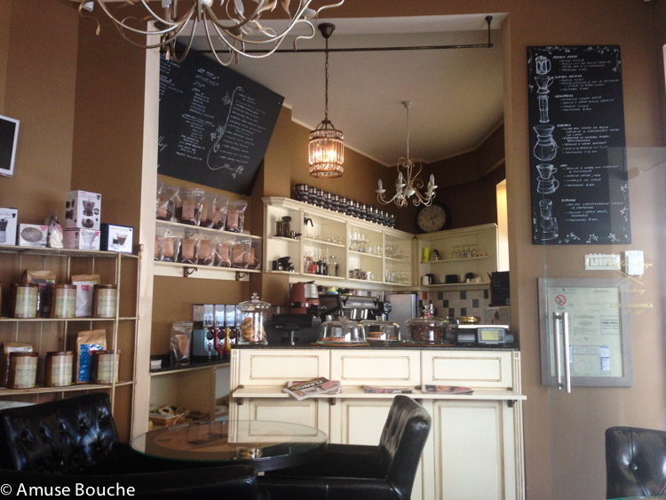 Interior cafenea Coffee Map Roastery Bucuresti