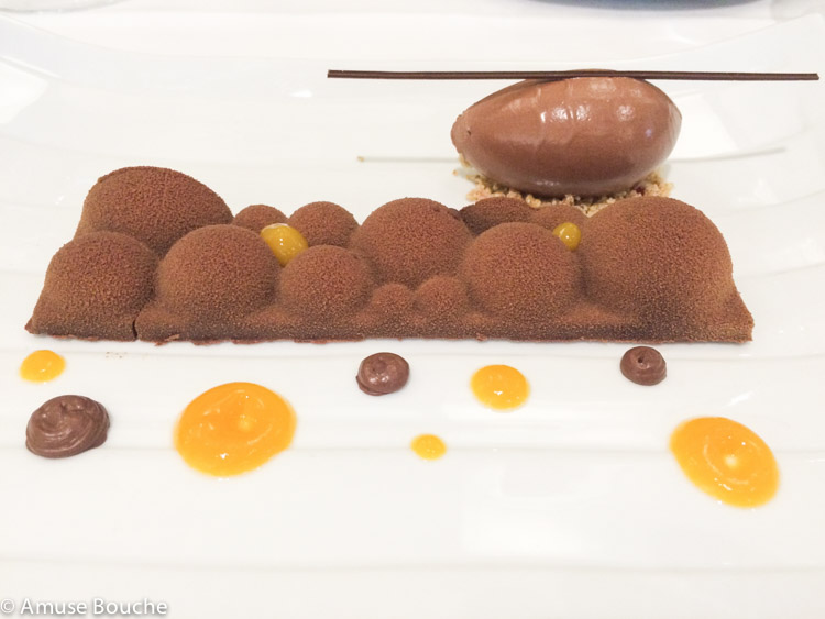 Mousse de ciocolata vegan la restaurant Tian din Viena
