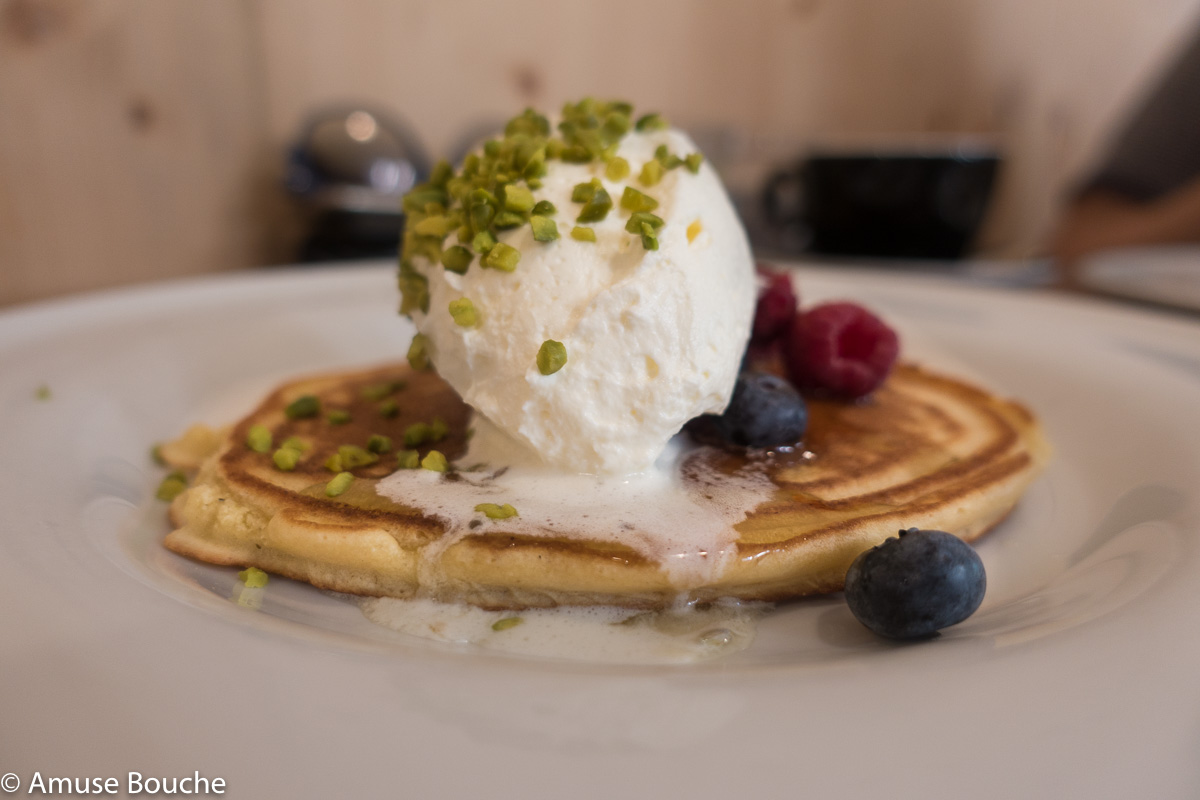 pancakes Frudisiac breakfast Bucharest