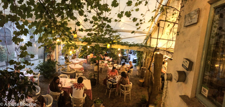 Gradina de vara restaurant Amada Bucuresti