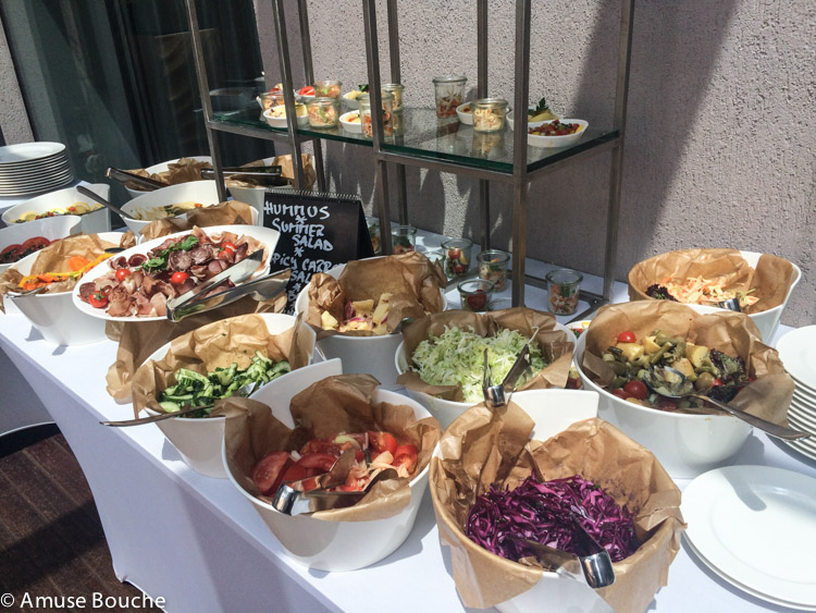 Salad Bar la brunch Radisson Blu Bucuresti