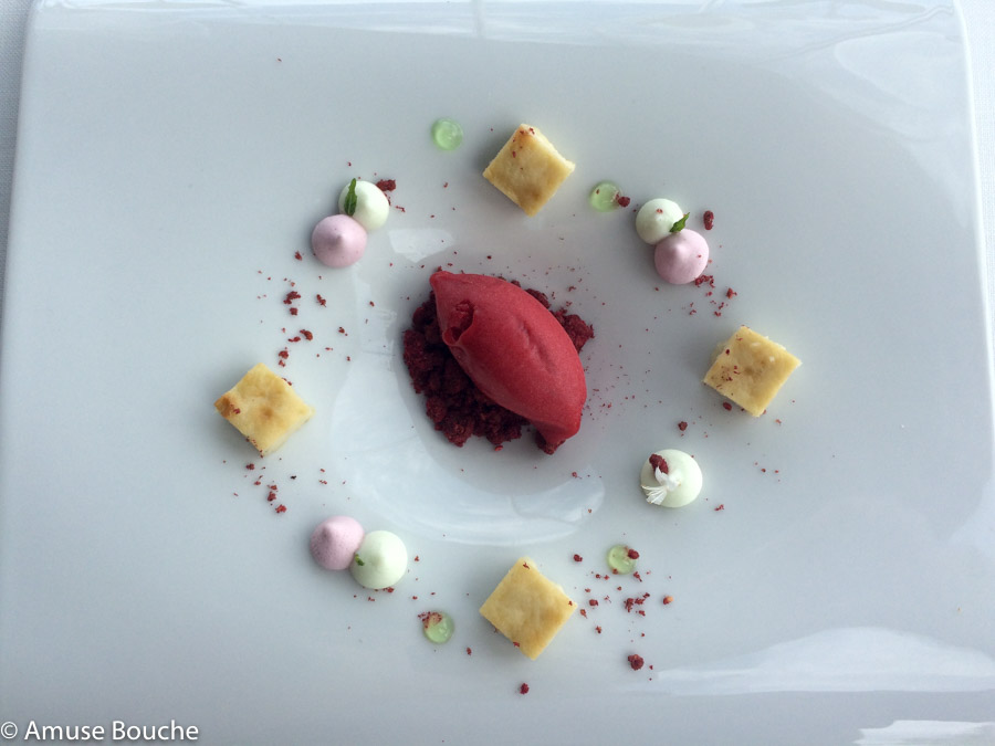 Cheese, red fruits and mint Azurmendi