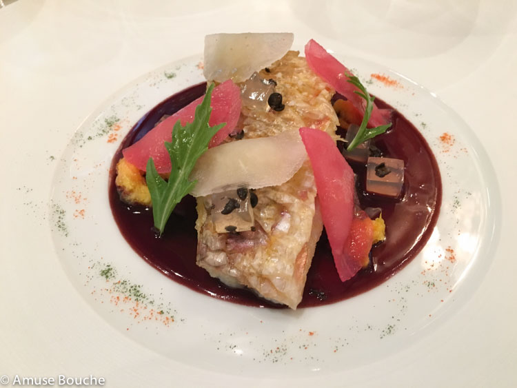 red mullet in red wine sauce Le Cinq 3 stele Michelin Paris