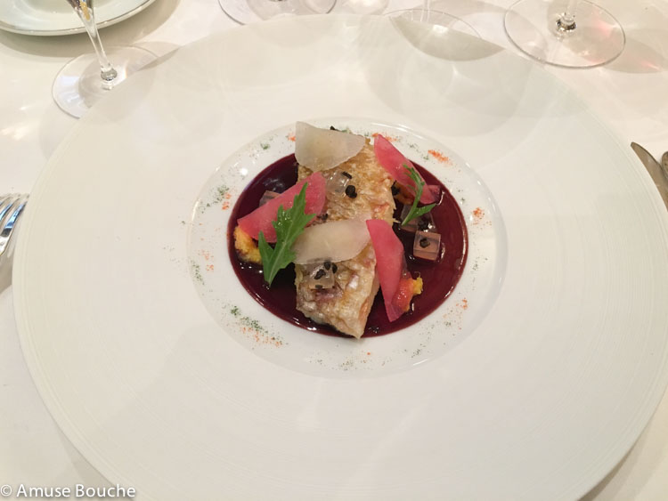 red mullet fillet Restaurant Le Cinq 3 stele Michelin Paris