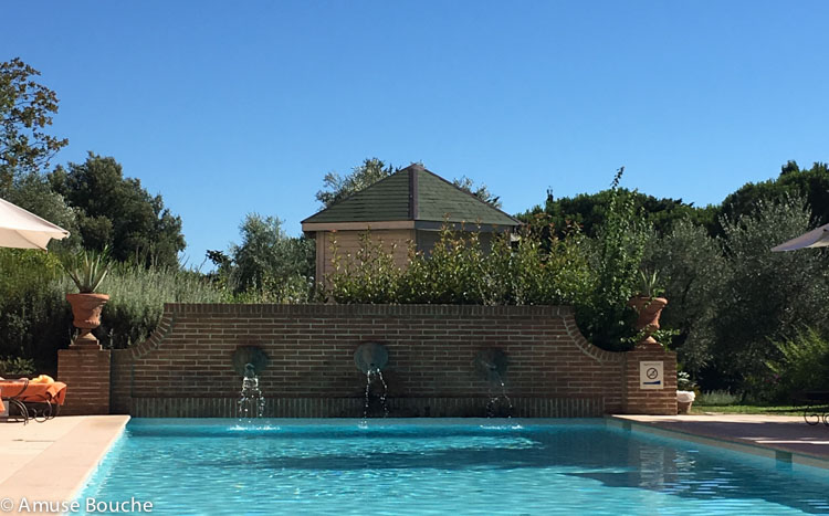 Detaliu piscina L'Andana Toscana 