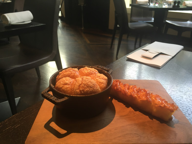 tipsy cake dinner by heston blumenthal london 2 stele Michelin