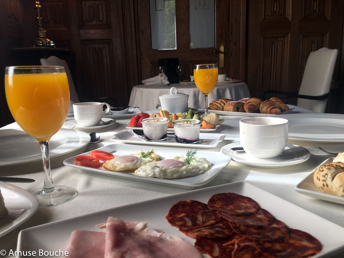 Castillo de Arteaga breakfast