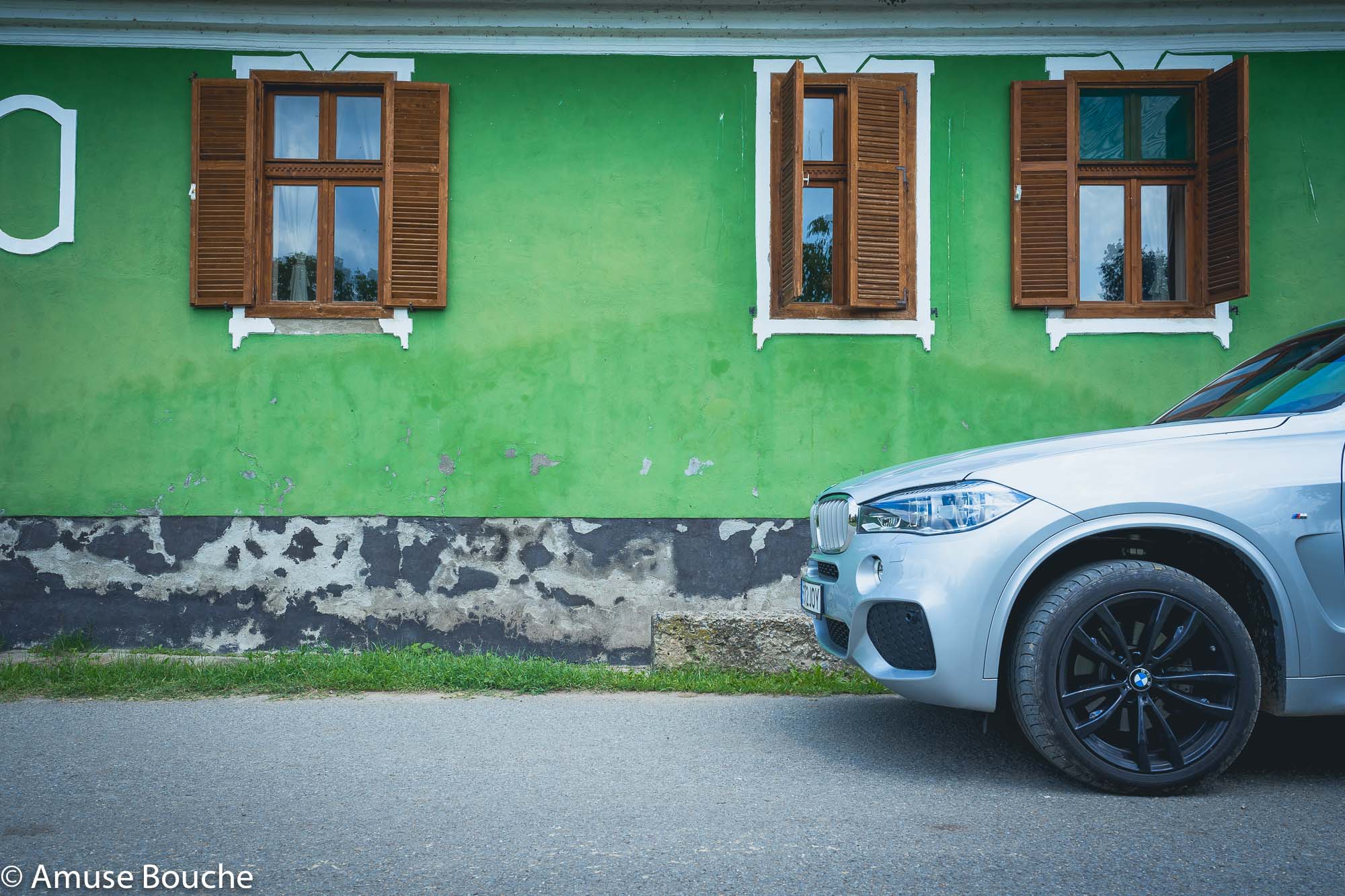 valea verde cund transilvania casa saseasca bmw