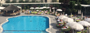 Brunch la piscina Radisson Blu Bucuresti