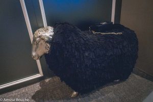 Andre Singapore bag sheep